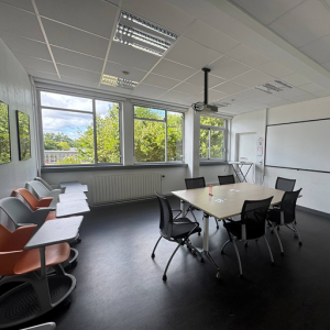Salles de réunion | Espaces professionnels équipés – Lincubacteur
